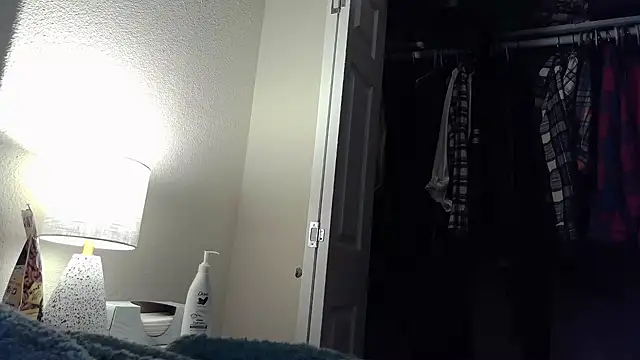 Snapshot of sclax38 chatting on December 28, 2024, 9:31 am sclax38 online show from December 28, 2024, 9:31 am