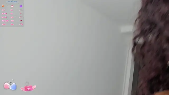 yosselin23 online show from September 22, 2025, 12:18 pm