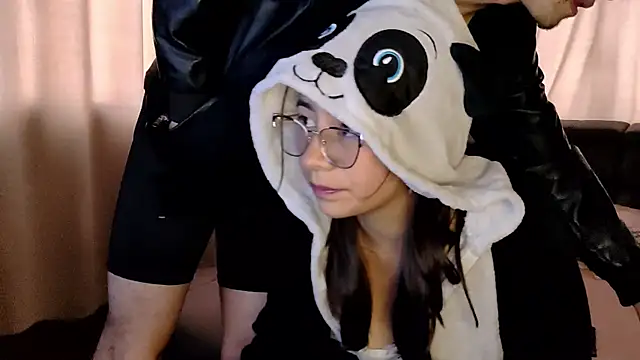 Alaia sam online show from March 19, 2025, 12:12 pm