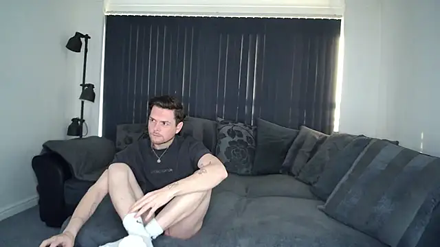 Snapshot of twotwinkhusbandss chatting on September 11, 2025, 5:46 pm twotwinkhusbandss online show from September 11, 2025, 5:46 pm