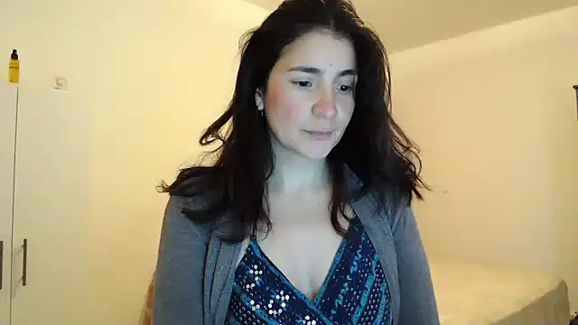 samantha s69 online show from December 7, 2024, 12:35 pm