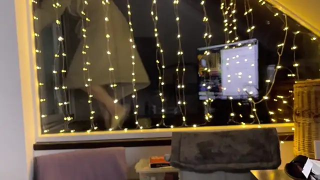 Snapshot of Missy_baby chatting on March 12, 2025, 8:10 pm Missy baby online show from March 12, 2025, 8:10 pm