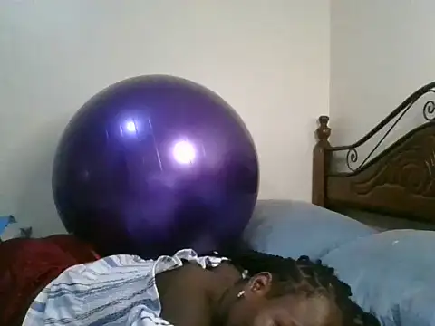 Snapshot of Sonnia_ chatting on February 25, 2025, 4:53 pm Sonnia online show from February 25, 2025, 4:53 pm