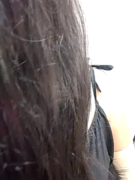 Gloie4u online show from February 13, 2025, 4:28 pm