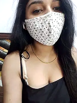 Gloie4u online show from February 13, 2025, 7:31 pm