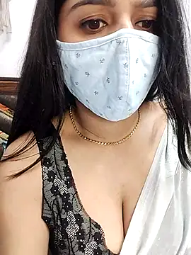 Gloie4u online show from March 1, 2025, 12:45 pm