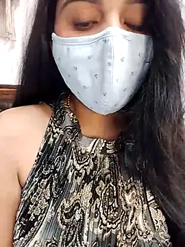 Gloie4u online show from March 3, 2025, 2:48 pm