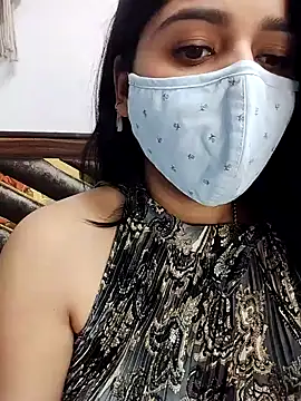 Gloie4u online show from March 3, 2025, 5:50 pm