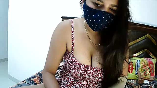 Gloie4u online show from September 23, 2025, 8:06 am