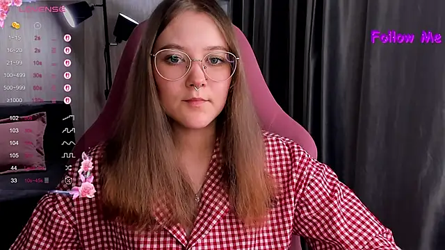 Snapshot of bunny_bubble chatting on November 1, 2025, 11:51 pm bunny bubble online show from November 1, 2025, 11:51 pm