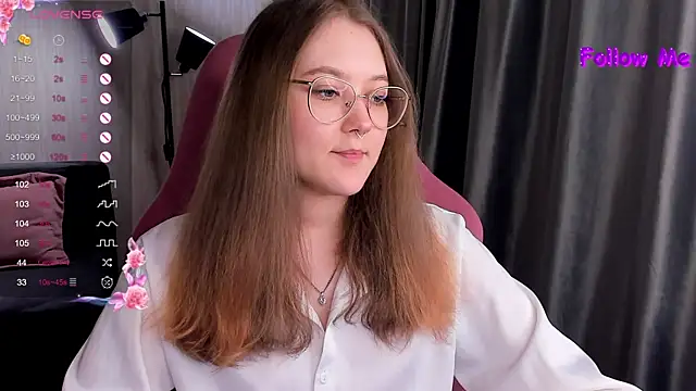 Snapshot of bunny_bubble chatting on November 6, 2025, 11:26 pm bunny bubble online show from November 6, 2025, 11:26 pm