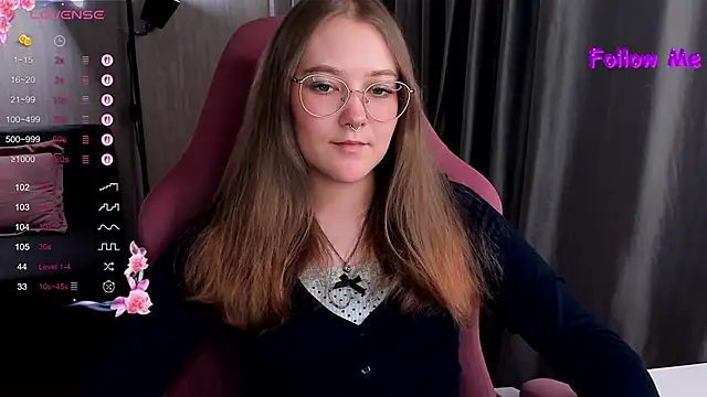 Snapshot of bunny_bubble chatting on November 24, 2025, 11:48 pm bunny bubble online show from November 24, 2025, 11:48 pm