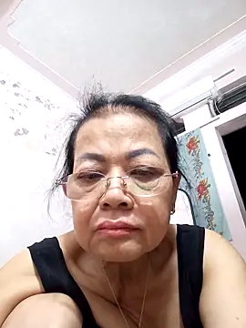 Hotestlove online show from September 16, 2025, 9:16 pm