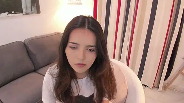 Raychell Black online show from October 23, 2025, 4:28 pm