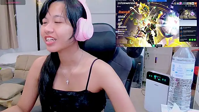 Snapshot of Kana_G chatting on February 20, 2025, 5:07 pm Kana G online show from February 20, 2025, 5:07 pm
