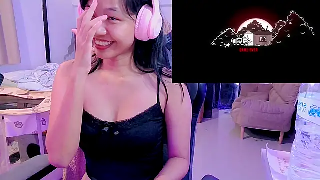 Snapshot of Kana_G chatting on March 10, 2025, 8:34 pm Kana G online show from March 10, 2025, 8:34 pm