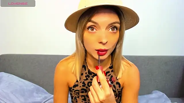 Snapshot of _ellen_meow_ chatting on October 24, 2025, 9:11 pm ellen meow online show from October 24, 2025, 9:11 pm