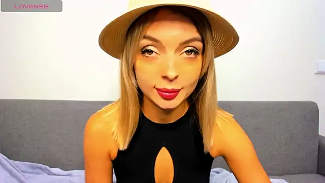 Snapshot of _ellen_meow_ chatting on October 26, 2025, 8:59 pm ellen meow online show from October 26, 2025, 8:59 pm