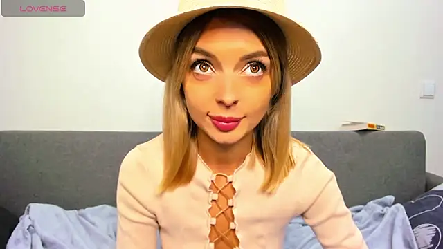 Snapshot of _ellen_meow_ chatting on October 27, 2025, 9:08 pm ellen meow online show from October 27, 2025, 9:08 pm