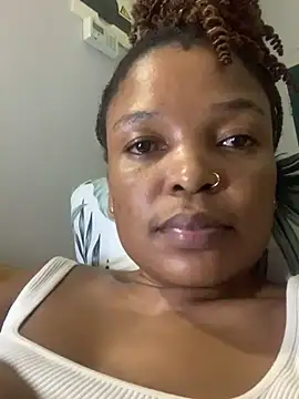Snapshot of slimcateee chatting on February 27, 2025, 5:26 pm slimcateee online show from February 27, 2025, 5:26 pm