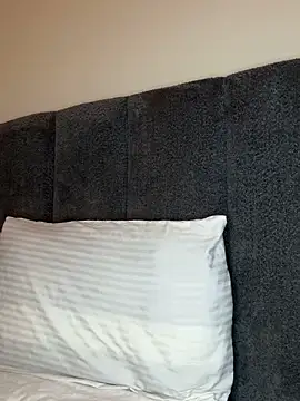 Snapshot of slimcateee chatting on November 2, 2025, 6:54 pm slimcateee online show from November 2, 2025, 6:54 pm