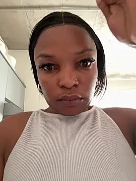 Snapshot of slimcateee chatting on November 9, 2025, 5:39 am slimcateee online show from November 9, 2025, 5:39 am