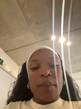 Snapshot of slimcateee chatting on November 26, 2025, 7:26 pm slimcateee online show from November 26, 2025, 7:26 pm