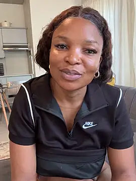 Snapshot of slimcateee chatting on December 2, 2025, 10:53 am slimcateee online show from December 2, 2025, 10:53 am