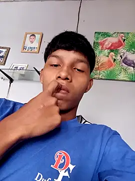 Snapshot of brayanffff chatting on October 28, 2025, 6:54 pm brayanffff online show from October 28, 2025, 6:54 pm