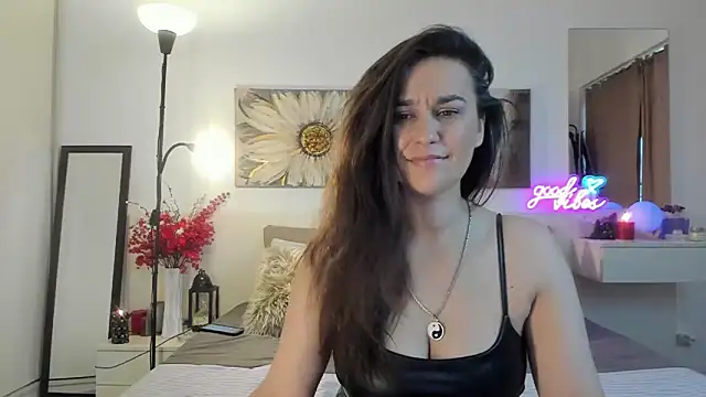 JoyCasidy online show from November 8, 2025, 10:37 am