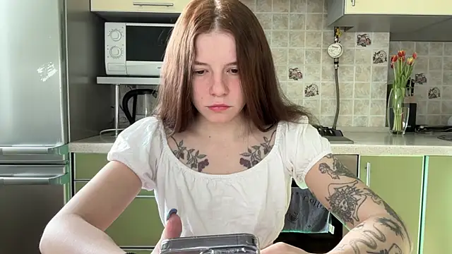 Snapshot of mia___mi chatting on March 11, 2025, 7:37 am mia   mi online show from March 11, 2025, 7:37 am