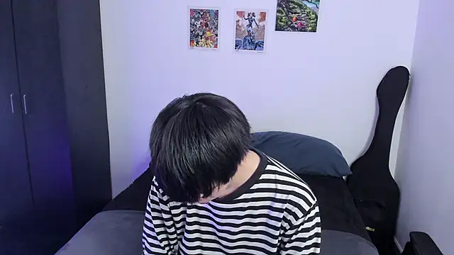 Snapshot of Aventure_Twinks chatting on October 23, 2025, 3:06 am Aventure Twinks online show from October 23, 2025, 3:06 am