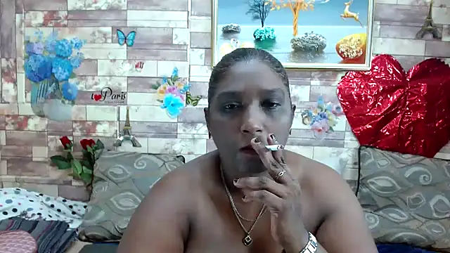 Snapshot of Indian_tracy chatting on March 10, 2025, 7:53 am Indian tracy online show from March 10, 2025, 7:53 am