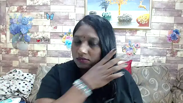 Snapshot of Indian_tracy chatting on October 28, 2025, 11:58 am Indian tracy online show from October 28, 2025, 11:58 am