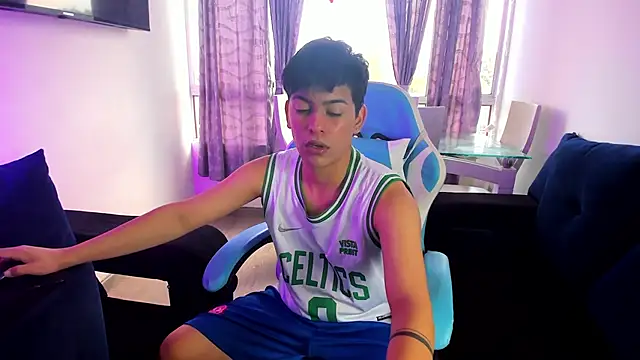 Snapshot of Franco_Rizzo_ chatting on January 17, 2025, 4:26 pm Franco Rizzo  online show from January 17, 2025, 4:26 pm