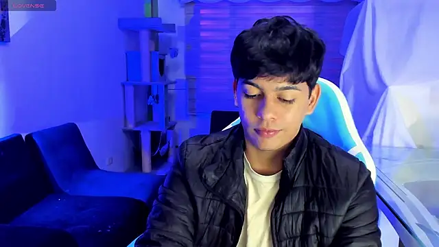 Snapshot of Franco_Rizzo_ chatting on October 4, 2025, 2:31 am Franco Rizzo  online show from October 4, 2025, 2:31 am