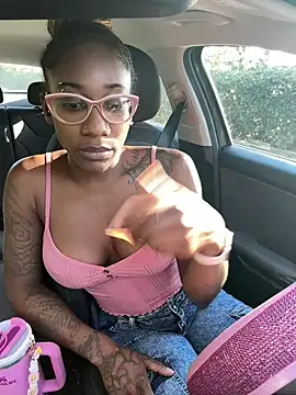 VixenCapri online show from December 24, 2024, 3:05 pm