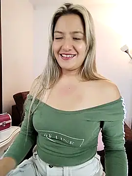 Snapshot of valeriahunter1 chatting on January 3, 2025, 10:29 pm valeriahunter1 online show from January 3, 2025, 10:29 pm