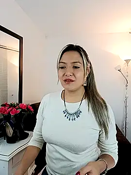Snapshot of valeriahunter1 chatting on February 13, 2025, 10:00 pm valeriahunter1 online show from February 13, 2025, 10:00 pm
