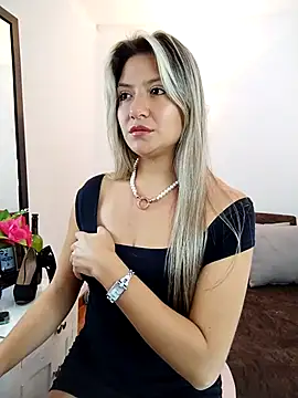 Snapshot of valeriahunter1 chatting on March 14, 2025, 9:21 pm valeriahunter1 online show from March 14, 2025, 9:21 pm