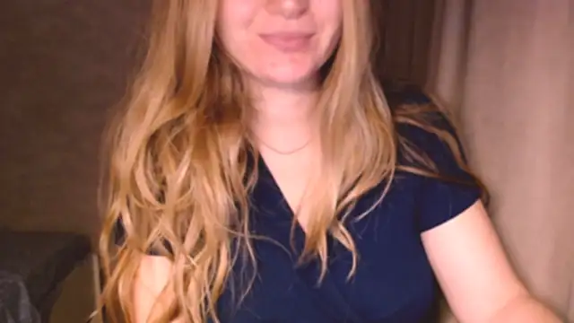 Snapshot of fiona_cute_2 chatting on October 3, 2025, 7:33 pm fiona cute 2 online show from October 3, 2025, 7:33 pm