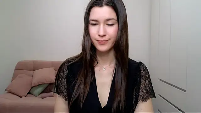 Snapshot of AliciaNewell chatting on February 14, 2025, 8:21 am AliciaNewell online show from February 14, 2025, 8:21 am