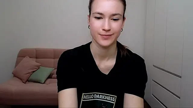 Snapshot of AliciaNewell chatting on February 26, 2025, 11:52 am AliciaNewell online show from February 26, 2025, 11:52 am
