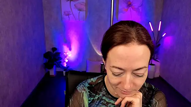 Snapshot of kimberlyray777 chatting on February 7, 2025, 11:01 am kimberlyray777 online show from February 7, 2025, 11:01 am