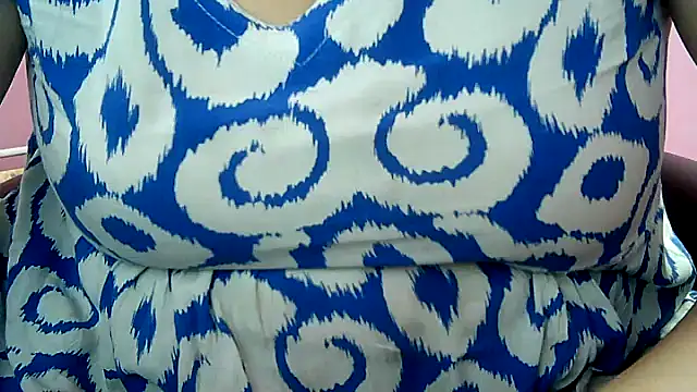 Snapshot of Lucinka1 chatting on December 16, 2024, 7:48 am Lucinka1 online show from December 16, 2024, 7:48 am