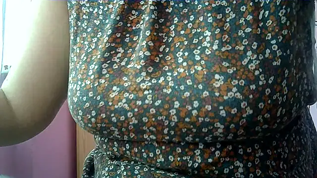 Snapshot of Lucinka1 chatting on February 2, 2025, 10:57 am Lucinka1 online show from February 2, 2025, 10:57 am