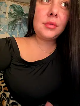 DaisyStreet online show from November 29, 2025, 11:41 pm