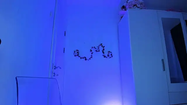 KaylaLaine online show from September 27, 2025, 6:07 am