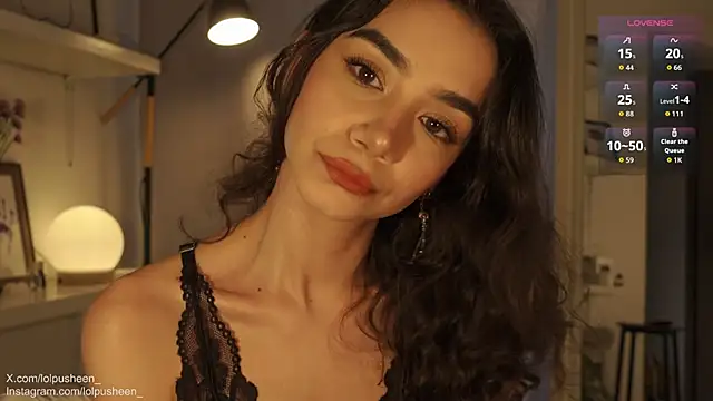 JulietteDee online show from November 14, 2025, 10:07 pm