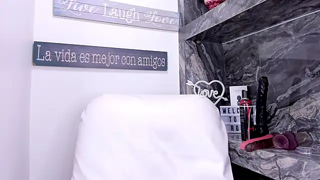 miss danika online show from January 31, 2025, 2:07 pm